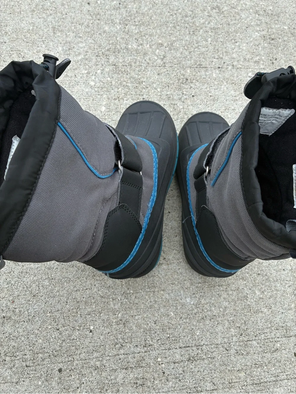 Cat and Jack Black Grey Blue Winter Snow Boots Toddler Kid Size 13